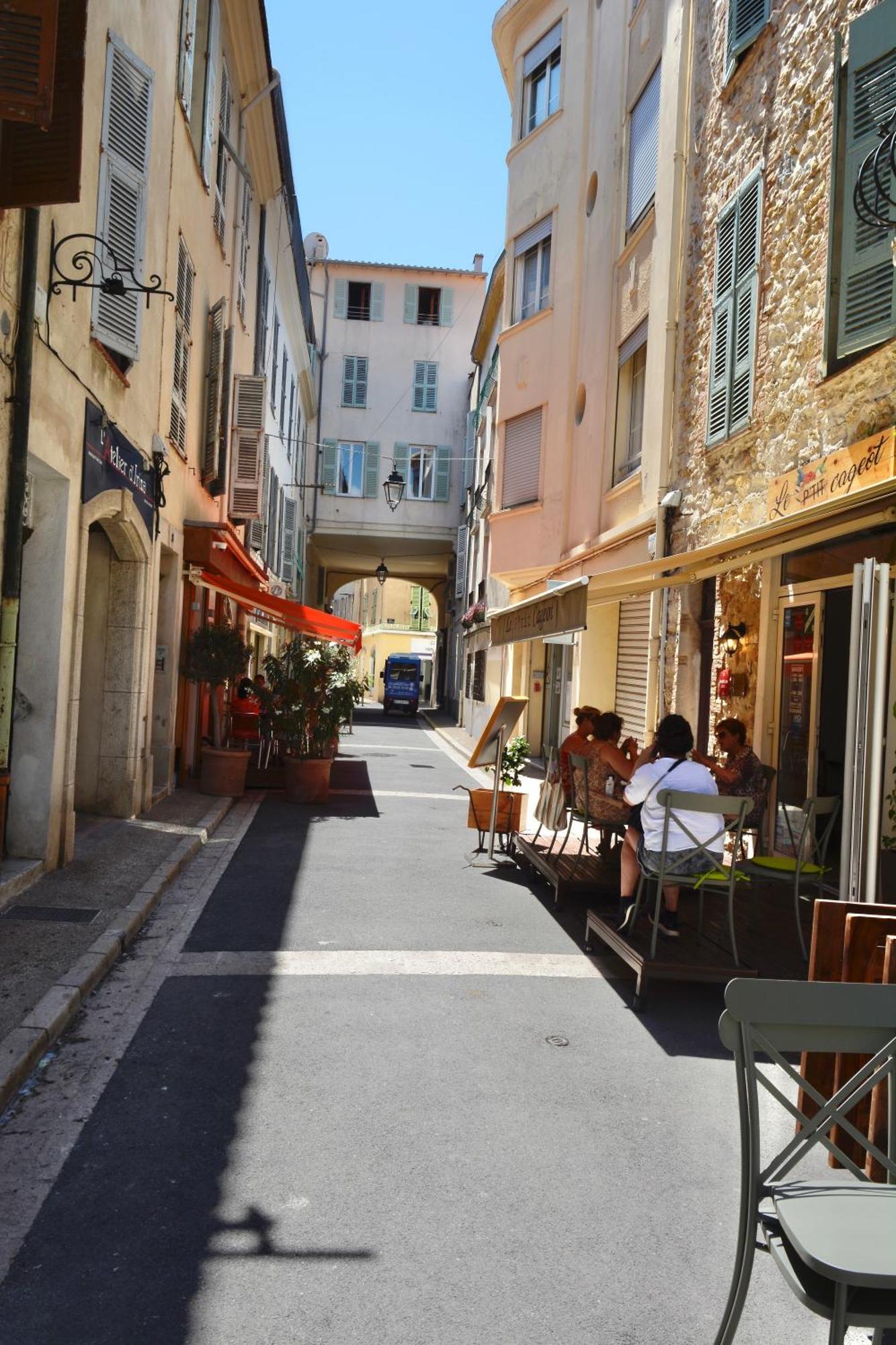 Old Town Antibes Apartment Екстер'єр фото